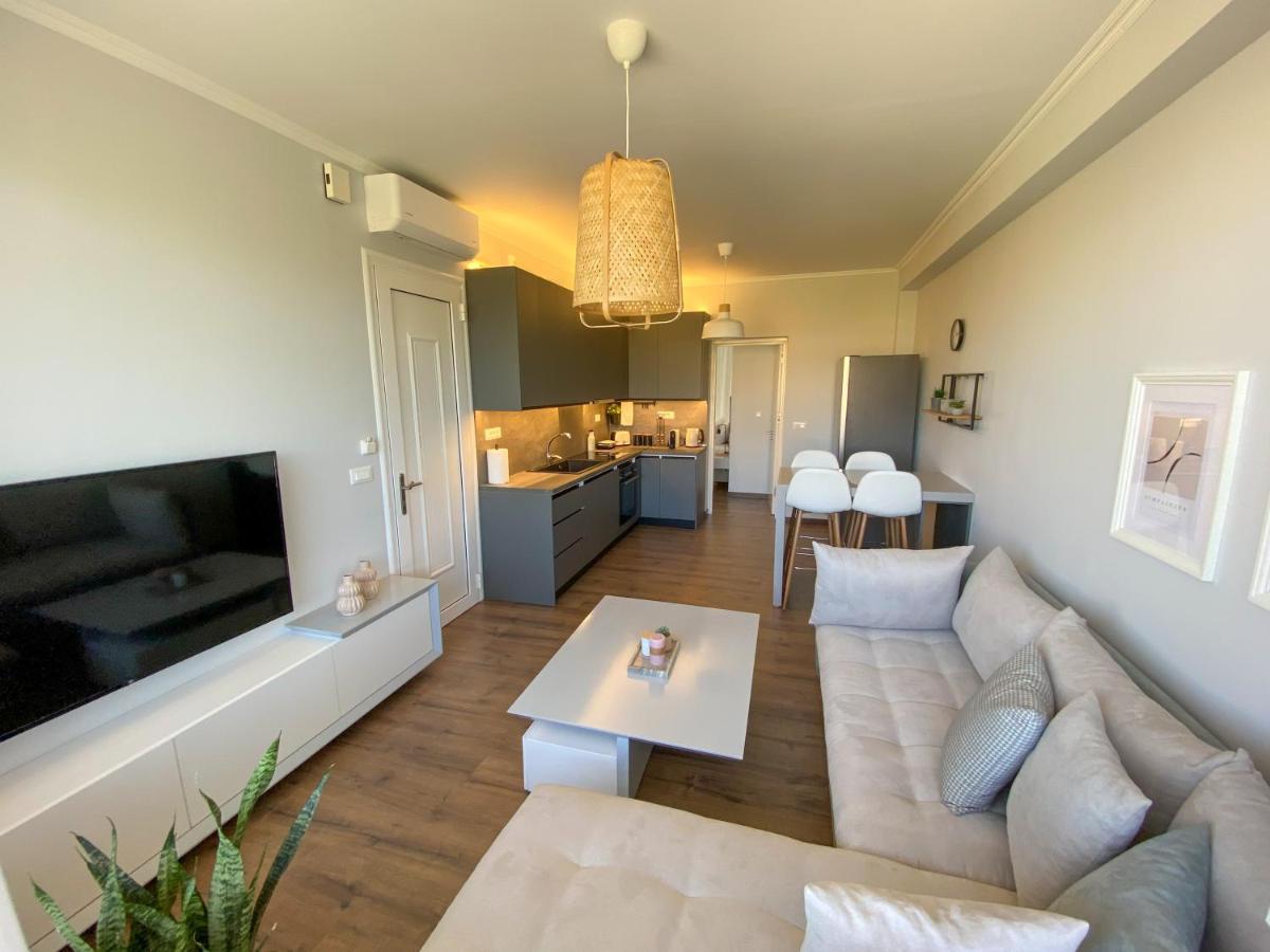 Simplycity Homestay Apartments Kremasti  Bagian luar foto
